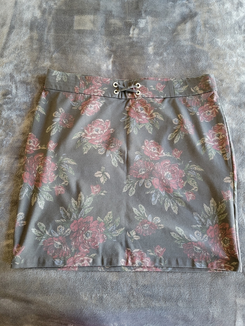 Roz & Ali Floral Pencil Skirt